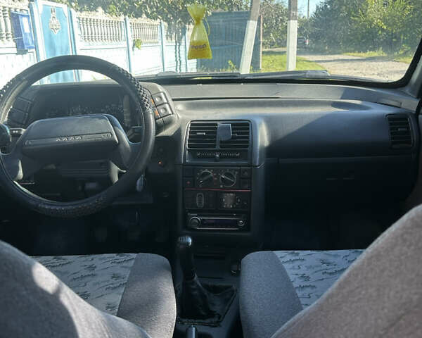 Чорний ВАЗ 2112, об'ємом двигуна 1.6 л та пробігом 148 тис. км за 2950 $, фото 11 на Automoto.ua