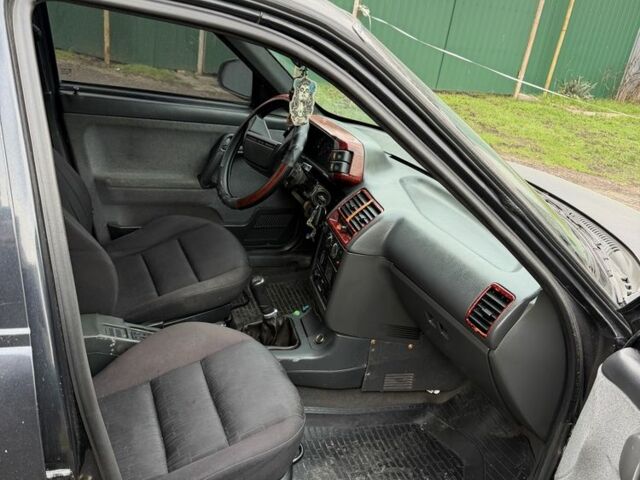 Чорний ВАЗ 2112, об'ємом двигуна 1.6 л та пробігом 3 тис. км за 1599 $, фото 7 на Automoto.ua