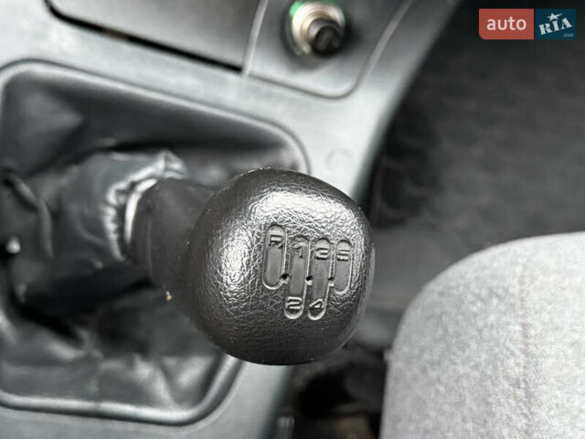 Чорний ВАЗ 2112, об'ємом двигуна 1.6 л та пробігом 120 тис. км за 1999 $, фото 4 на Automoto.ua