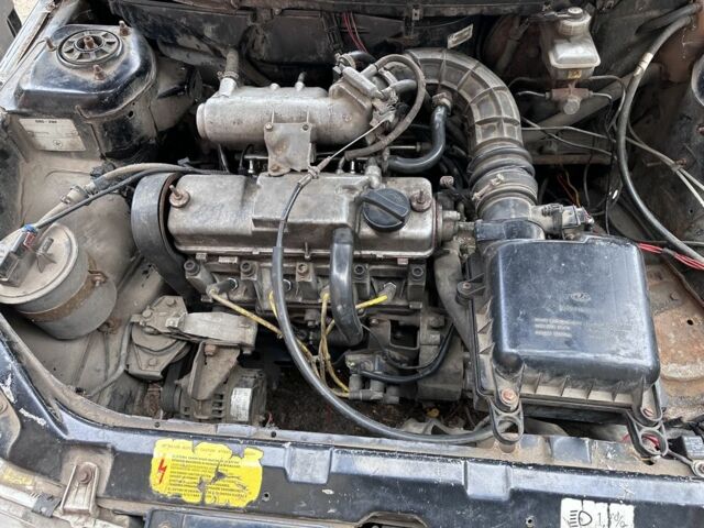 Чорний ВАЗ 2112, об'ємом двигуна 1.6 л та пробігом 187 тис. км за 1250 $, фото 6 на Automoto.ua