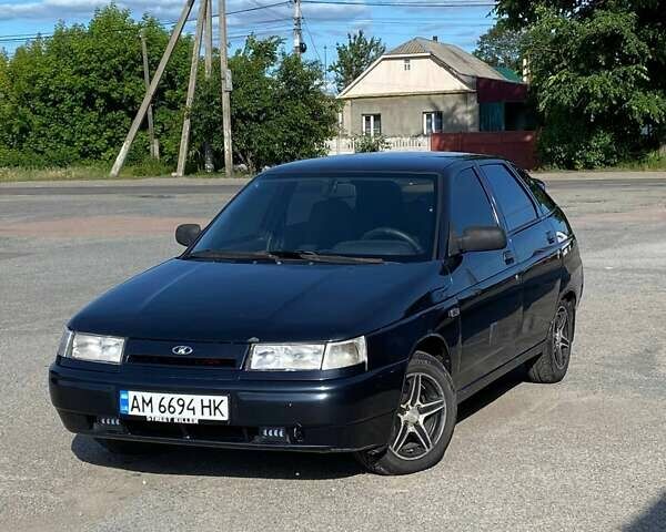 Черный ВАЗ 2112, объемом двигателя 1.6 л и пробегом 180 тыс. км за 2000 $, фото 4 на Automoto.ua