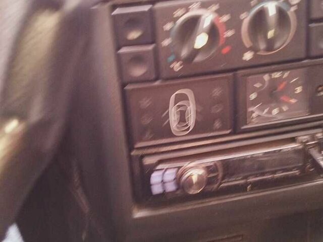 ВАЗ 2112 2007 в Конотопе на Automoto.ua Черный ВАЗ 2112, объемом двигателя 1.6 л и пробегом 198 тыс. км за 1800 $, фото 12 на Automoto.ua