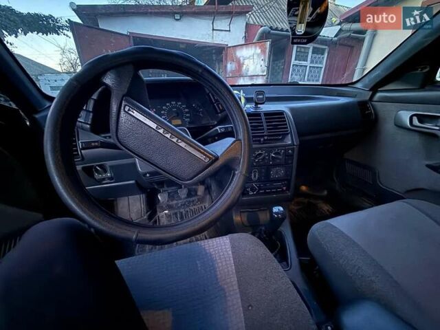 Черный ВАЗ 2112, объемом двигателя 1.6 л и пробегом 170 тыс. км за 2000 $, фото 2 на Automoto.ua