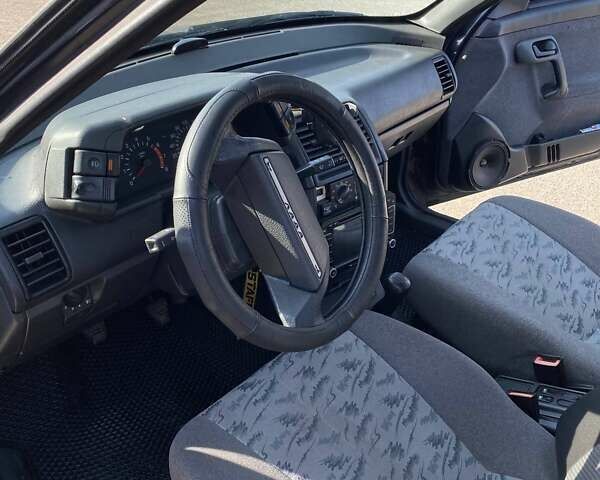 Черный ВАЗ 2112, объемом двигателя 1.6 л и пробегом 180 тыс. км за 2000 $, фото 14 на Automoto.ua