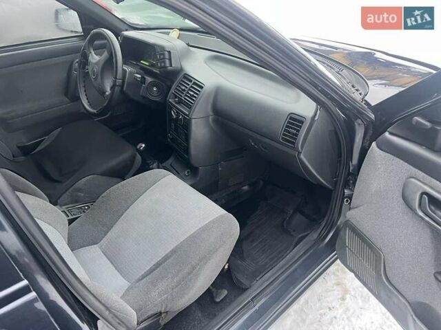 Черный ВАЗ 2112, объемом двигателя 1.6 л и пробегом 105 тыс. км за 2300 $, фото 8 на Automoto.ua