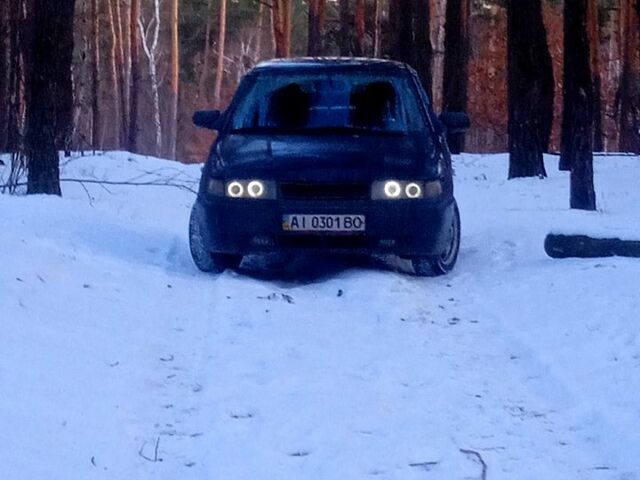 Черный ВАЗ 2112, объемом двигателя 1.6 л и пробегом 220 тыс. км за 1690 $, фото 4 на Automoto.ua