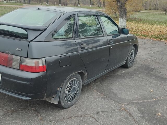 Черный ВАЗ 2112, объемом двигателя 1.6 л и пробегом 134 тыс. км за 1192 $, фото 6 на Automoto.ua