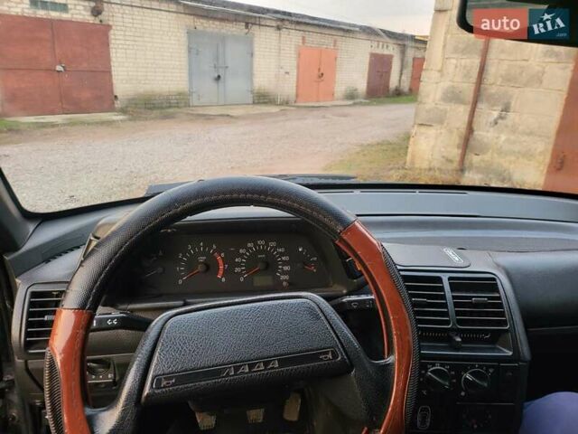 Чорний ВАЗ 2112, об'ємом двигуна 1.6 л та пробігом 145 тис. км за 2500 $, фото 23 на Automoto.ua
