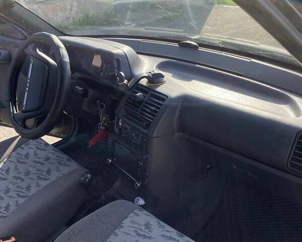 Черный ВАЗ 2112, объемом двигателя 1.6 л и пробегом 180 тыс. км за 2000 $, фото 12 на Automoto.ua