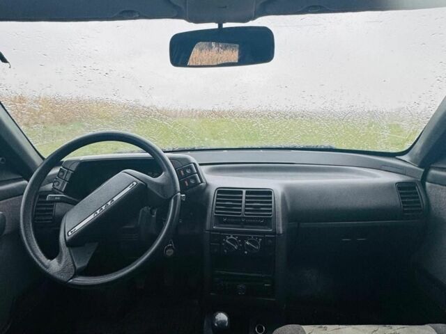 Черный ВАЗ 2112, объемом двигателя 1.6 л и пробегом 1000 тыс. км за 2024 $, фото 3 на Automoto.ua