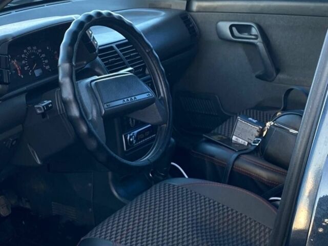 Черный ВАЗ 2112, объемом двигателя 1.6 л и пробегом 166 тыс. км за 2300 $, фото 6 на Automoto.ua