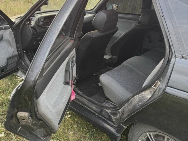 Чорний ВАЗ 2112, об'ємом двигуна 1.6 л та пробігом 193 тис. км за 1100 $, фото 6 на Automoto.ua
