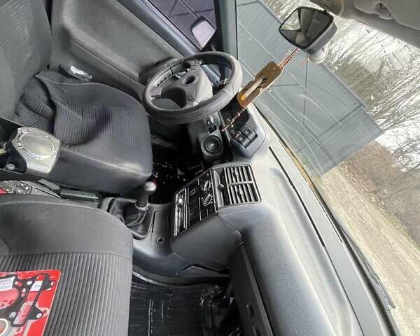 Черный ВАЗ 2112, объемом двигателя 1.6 л и пробегом 95 тыс. км за 1950 $, фото 6 на Automoto.ua