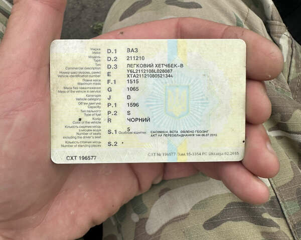 Черный ВАЗ 2112, объемом двигателя 1.6 л и пробегом 267 тыс. км за 1800 $, фото 6 на Automoto.ua