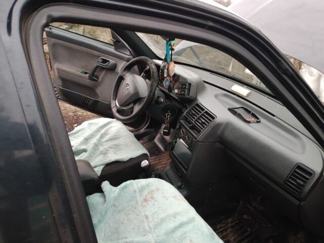 Черный ВАЗ 2112, объемом двигателя 1.6 л и пробегом 3 тыс. км за 2366 $, фото 2 на Automoto.ua