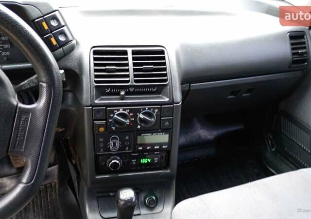 Черный ВАЗ 2112, объемом двигателя 1.6 л и пробегом 330 тыс. км за 1200 $, фото 12 на Automoto.ua