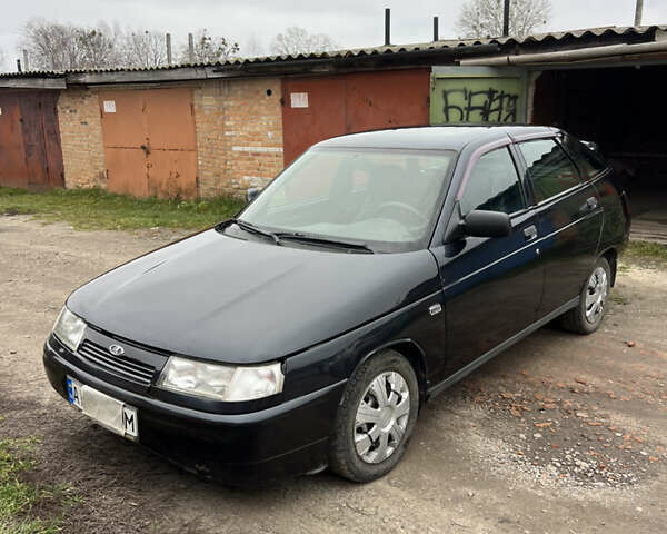 Чорний ВАЗ 2112, об'ємом двигуна 1.6 л та пробігом 126 тис. км за 2100 $, фото 1 на Automoto.ua