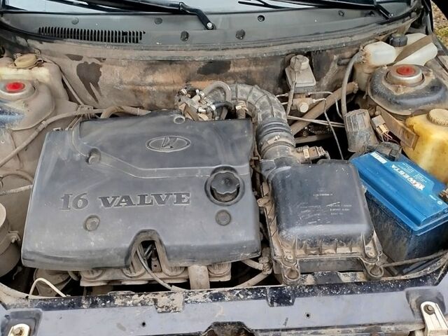 Чорний ВАЗ 2112, об'ємом двигуна 1.6 л та пробігом 170 тис. км за 2000 $, фото 2 на Automoto.ua