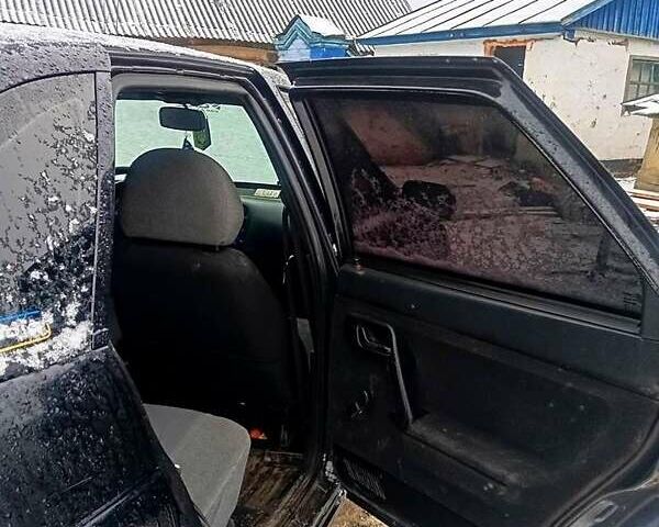 Чорний ВАЗ 2112, об'ємом двигуна 1.6 л та пробігом 110 тис. км за 2050 $, фото 2 на Automoto.ua