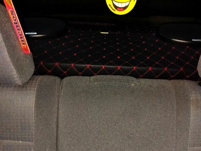 Черный ВАЗ 2112, объемом двигателя 1.6 л и пробегом 170 тыс. км за 2000 $, фото 5 на Automoto.ua