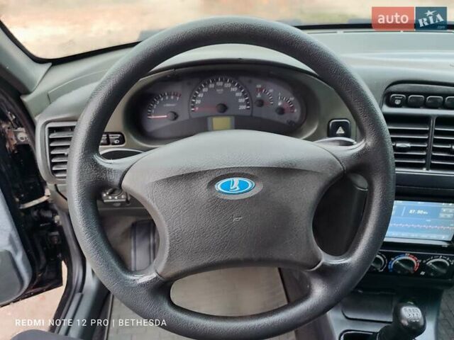 Чорний ВАЗ 2112, об'ємом двигуна 1.6 л та пробігом 158 тис. км за 2400 $, фото 32 на Automoto.ua