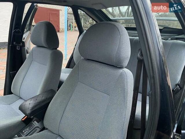 ВАЗ 2112 2008 в Первомайск на Automoto.ua Черный ВАЗ 2112, объемом двигателя 1.6 л и пробегом 96 тыс. км за 2700 $, фото 26 на Automoto.ua