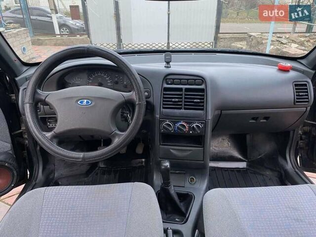 ВАЗ 2112 2008 в Первомайск на Automoto.ua Черный ВАЗ 2112, объемом двигателя 1.6 л и пробегом 96 тыс. км за 2700 $, фото 32 на Automoto.ua
