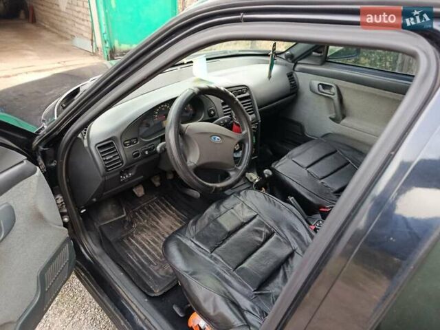 Чорний ВАЗ 2112, об'ємом двигуна 1.6 л та пробігом 171 тис. км за 2200 $, фото 3 на Automoto.ua