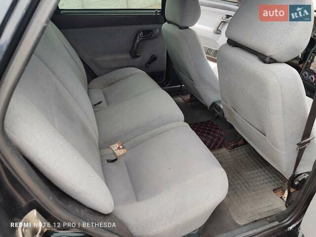 ВАЗ 2112 2008 в Козельщине на Automoto.ua Черный ВАЗ 2112, объемом двигателя 1.6 л и пробегом 158 тыс. км за 2500 $, фото 37 на Automoto.ua