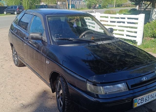 Чорний ВАЗ 2112, об'ємом двигуна 1.6 л та пробігом 352 тис. км за 1504 $, фото 3 на Automoto.ua