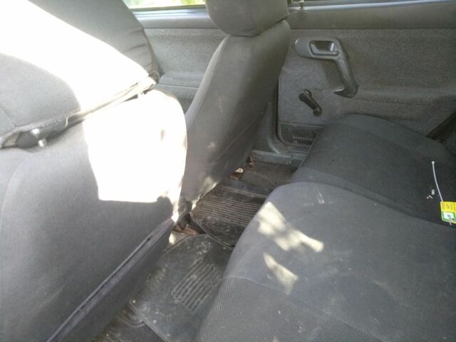 Черный ВАЗ 2112, объемом двигателя 0 л и пробегом 161 тыс. км за 2000 $, фото 4 на Automoto.ua