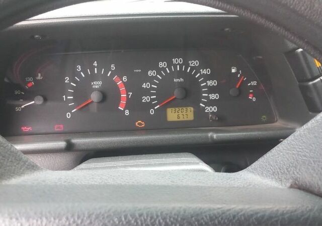 Черный ВАЗ 2112, объемом двигателя 1.6 л и пробегом 132 тыс. км за 1650 $, фото 7 на Automoto.ua