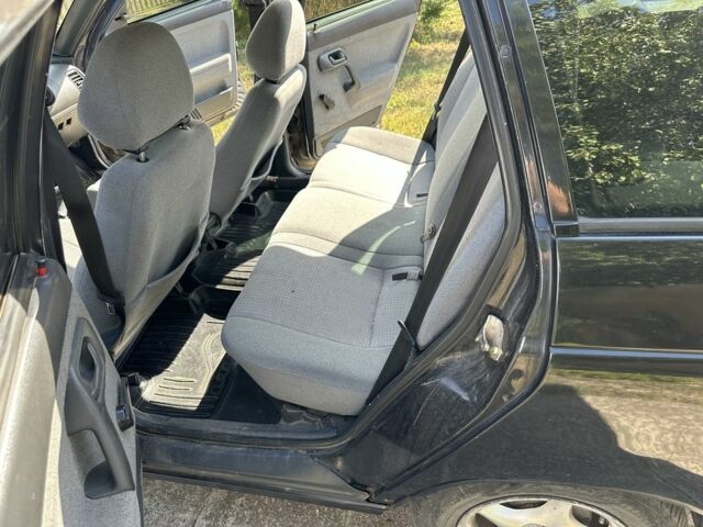 Чорний ВАЗ 2112, об'ємом двигуна 0 л та пробігом 205 тис. км за 1600 $, фото 6 на Automoto.ua