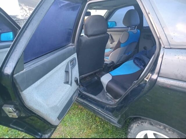 Черный ВАЗ 2112, объемом двигателя 1.6 л и пробегом 100 тыс. км за 1800 $, фото 5 на Automoto.ua