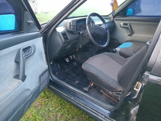 Черный ВАЗ 2112, объемом двигателя 1.6 л и пробегом 100 тыс. км за 1800 $, фото 4 на Automoto.ua