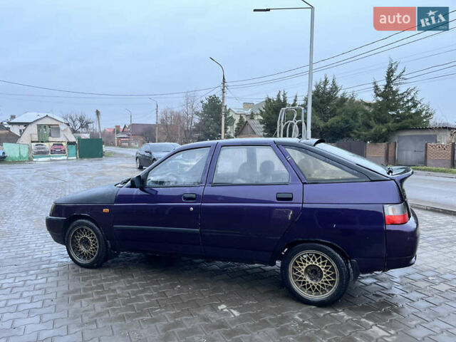 Фиолетовый ВАЗ 2112, объемом двигателя 1.5 л и пробегом 230 тыс. км за 1200 $, фото 1 на Automoto.ua