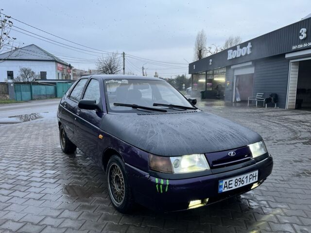 Фиолетовый ВАЗ 2112, объемом двигателя 1.5 л и пробегом 200 тыс. км за 1350 $, фото 2 на Automoto.ua