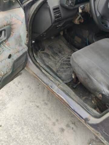 Фіолетовий ВАЗ 2112, об'ємом двигуна 1.6 л та пробігом 250 тис. км за 600 $, фото 11 на Automoto.ua