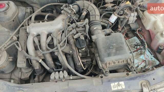 Фіолетовий ВАЗ 2112, об'ємом двигуна 1.6 л та пробігом 250 тис. км за 600 $, фото 9 на Automoto.ua