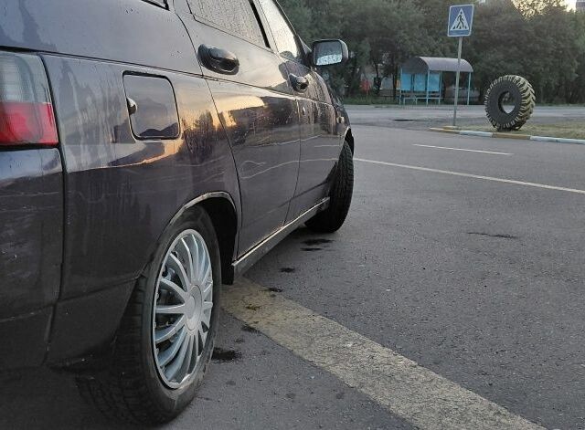 Фіолетовий ВАЗ 2112, об'ємом двигуна 0 л та пробігом 258 тис. км за 1900 $, фото 4 на Automoto.ua