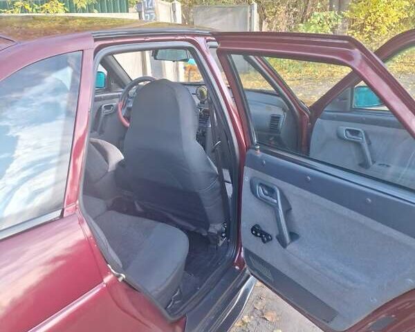 Красный ВАЗ 2112, объемом двигателя 1.5 л и пробегом 85 тыс. км за 2000 $, фото 4 на Automoto.ua