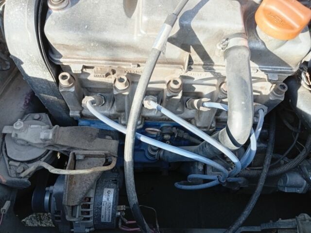 Красный ВАЗ 2112, объемом двигателя 1.5 л и пробегом 336 тыс. км за 1200 $, фото 2 на Automoto.ua