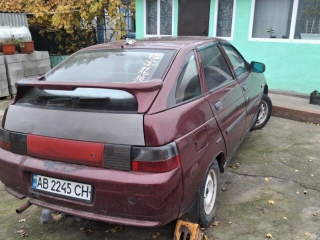 Красный ВАЗ 2112, объемом двигателя 1.6 л и пробегом 120 тыс. км за 1074 $, фото 1 на Automoto.ua