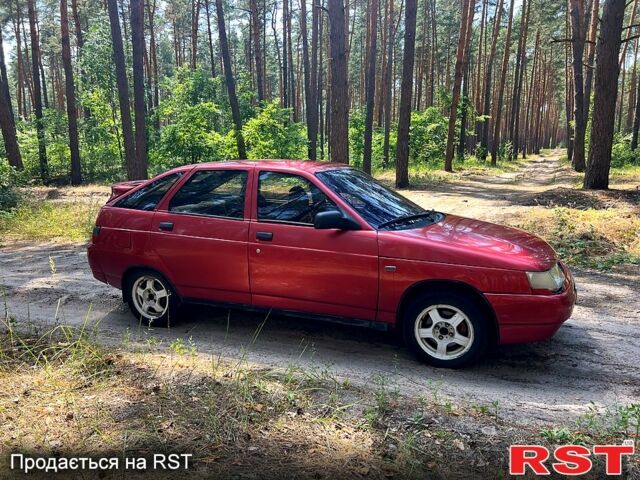 Красный ВАЗ 2112, объемом двигателя 1.5 л и пробегом 180 тыс. км за 1850 $, фото 3 на Automoto.ua