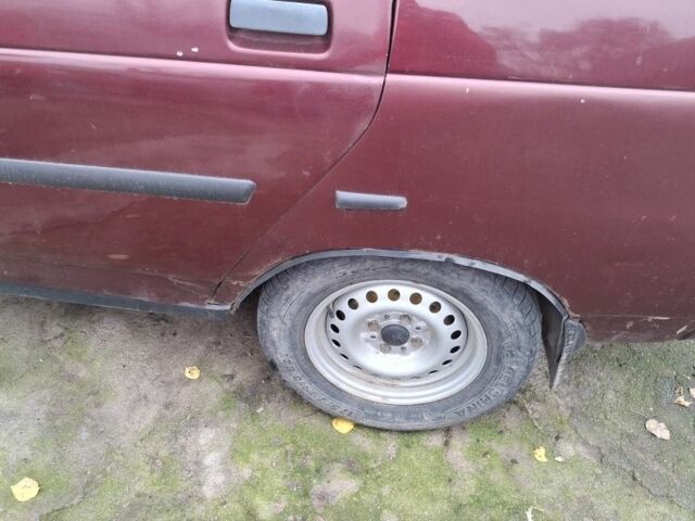 Красный ВАЗ 2112, объемом двигателя 1.6 л и пробегом 120 тыс. км за 1074 $, фото 14 на Automoto.ua