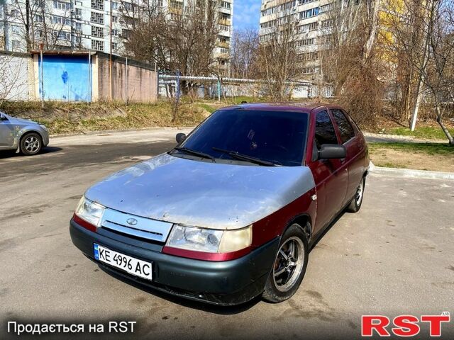 Красный ВАЗ 2112, объемом двигателя 1.6 л и пробегом 0 тыс. км за 1750 $, фото 1 на Automoto.ua