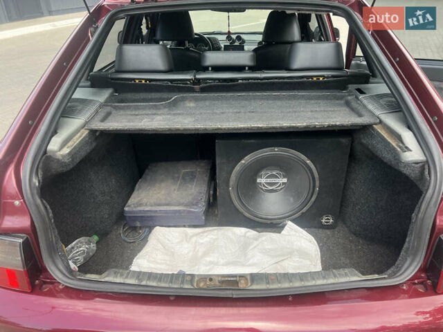 Червоний ВАЗ 2112, об'ємом двигуна 1.6 л та пробігом 197 тис. км за 3150 $, фото 35 на Automoto.ua