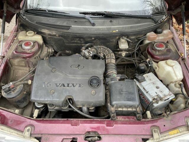 Красный ВАЗ 2112, объемом двигателя 1.6 л и пробегом 158 тыс. км за 1950 $, фото 7 на Automoto.ua