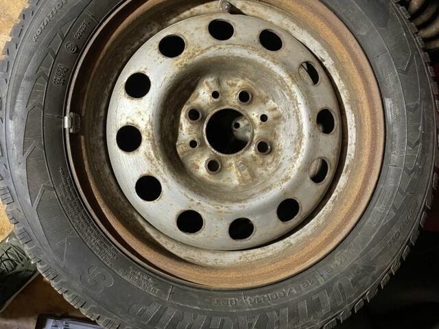 Красный ВАЗ 2112, объемом двигателя 1.6 л и пробегом 158 тыс. км за 1950 $, фото 9 на Automoto.ua