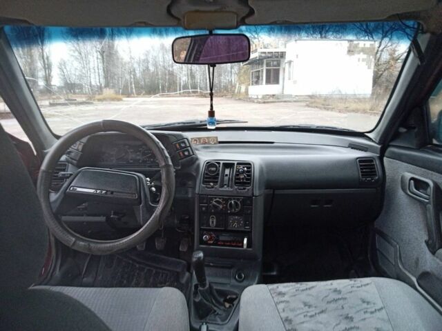 Червоний ВАЗ 2112, об'ємом двигуна 1.6 л та пробігом 200 тис. км за 1250 $, фото 12 на Automoto.ua